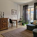 Mit Sauna Und Balkon Nahe Park Sanssouci