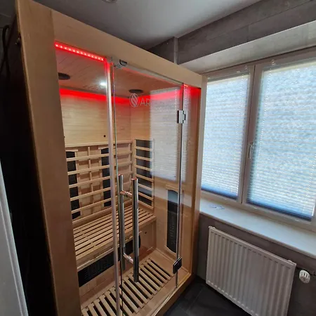 Mit Sauna Und Balkon Nahe Park Sanssouci *