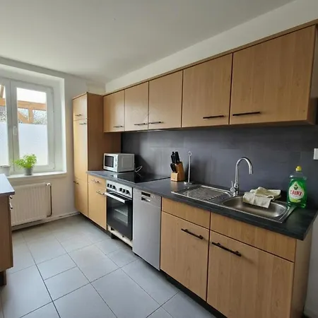 Mit Sauna Und Balkon Nahe Park Sanssouci