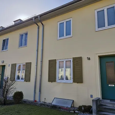 Mit Sauna Und Balkon Nahe Park Sanssouci Nyaraló *